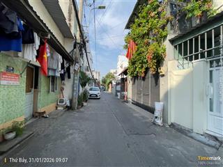 Bán nhà góc 2 mặt tiền vị trí vip kinh doanh đỉnh sau lưng bệnh viện quận 9 dt 40.6m2 giá 5,4 tỷ