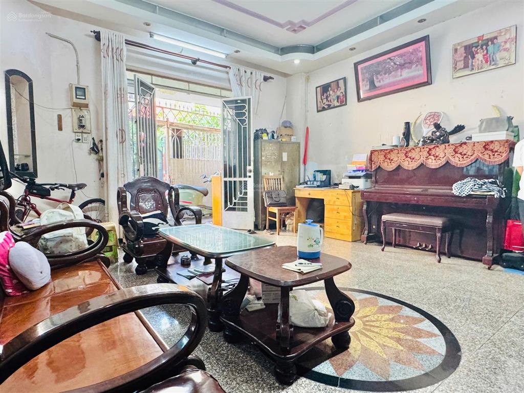 Ngộp nhà cấp 4 hxh trục lê văn việt sát vincom quận 9, 82.5m2, shr hoàn công chỉ 4,25 tỷ