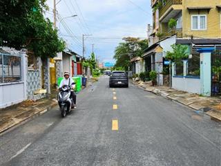 **nhà phố 75m 2 tầng ngang 4.7m hoàn công đủ gần cầu ông nhiêu**