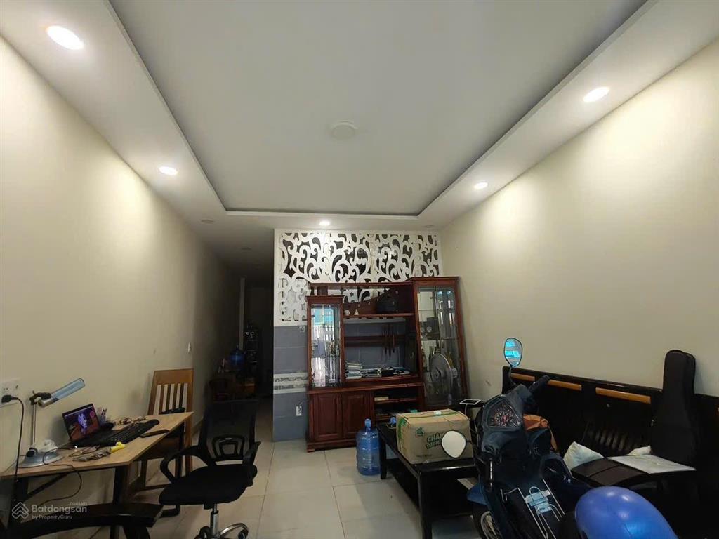 Sát mặt tiền đường tây hòa phước long a 2tầng  2 pn  oto ngủ trong nhà  60m2  giá 5.98 tỷ