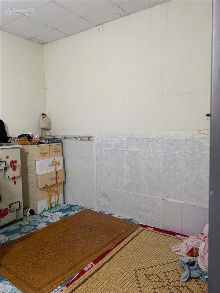 Nhà c4 còn mới  83m2(4,87 m x 17,4 m)  thu nhập cho thuê ổn định  hoàn công đầy đủ  4.3 tỷ