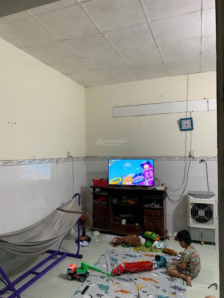 Nhà c4 còn mới  83m2(4,87 m x 17,4 m)  thu nhập cho thuê ổn định  hoàn công đầy đủ  4.3 tỷ