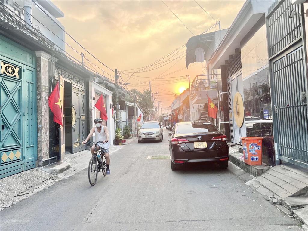 Cần bán lô đất mặt tiền hẻm kinh doanh quốc lộ 13, hiệp bình phước, thủ đức giá chỉ 5,9 tỷ tl