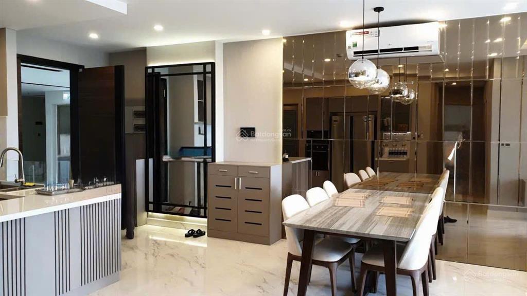 Bán nhà midtown m5  pmh  tphcm
diện tích ~ 130m2
kết cấu tầng cao, căn góc, 3pn, full nội thất