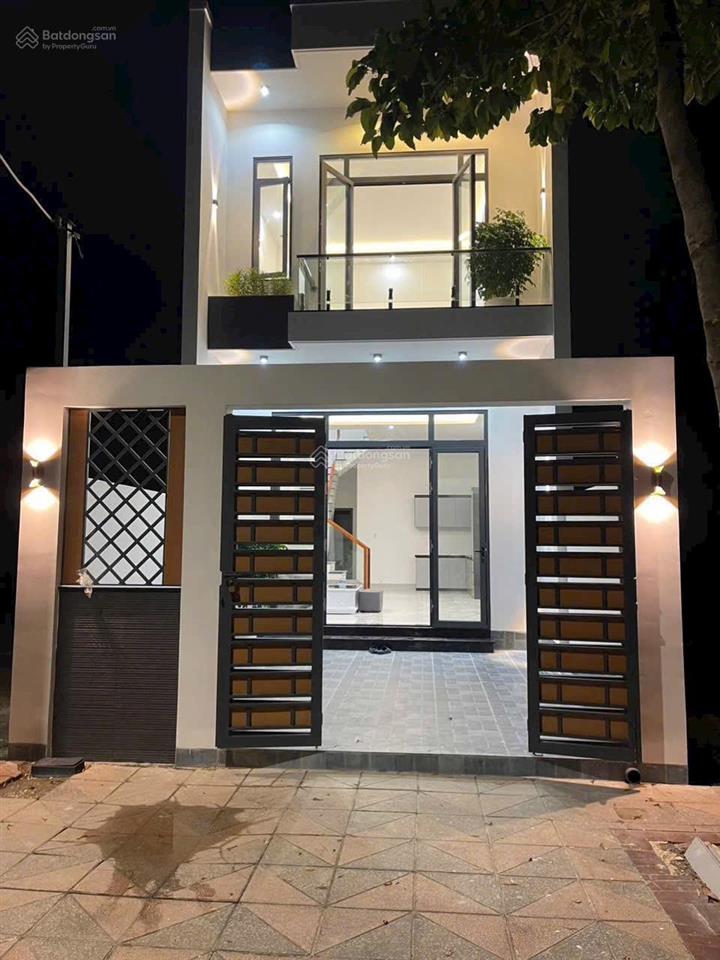 Nhà 1 trệt 1 lầu  3pn  nhà mới tinh  vị trí đẹp cát tường phú hưng  2 tỷ 050