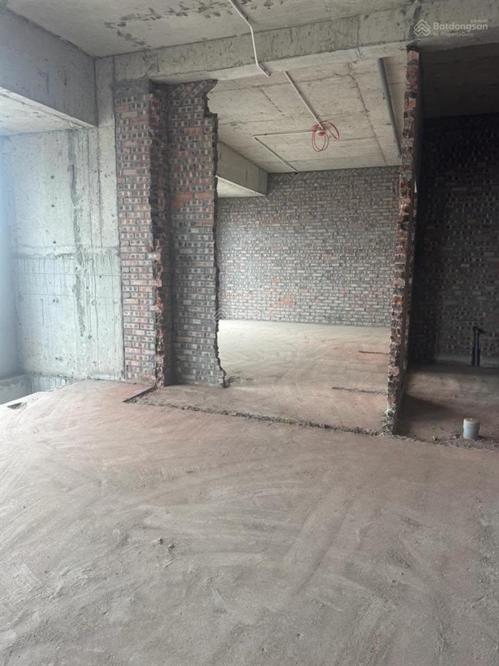 Bán penthouse 93 láng hạ, ba đình, 342m2, 4 ngủ, 5wc, bàn giao thô, view phố