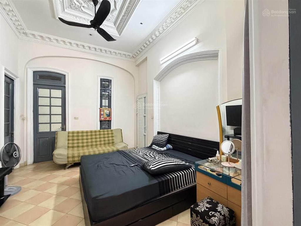 Bán nhà mặt phố hòe nhaiquán thánh, 185m2, mt 6.3m, gần phố cổ, gần hồ tây, xây hotel đẹp!