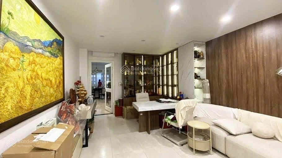 Bán biệt thự ciputratây hồ, 180m2, 3.5t, mt 9m, view đẹp, không lỗi phong thủy!