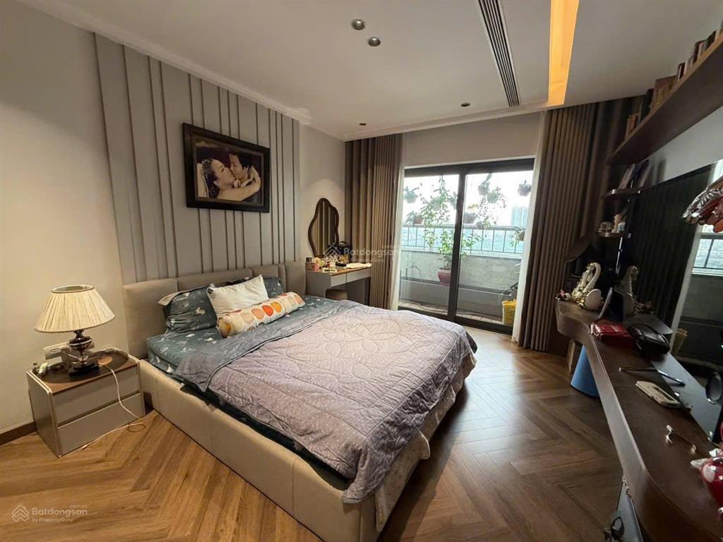 Bán căn hộ chung cư ct2vimeco nguyễn chánh, 183m2, 4 ngủ, 3wc, 2 ban công, full nội thất,