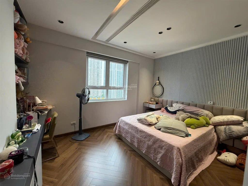 Bán căn hộ chung cư ct2vimeco nguyễn chánh, 183m2, 4 ngủ, 3wc, 2 ban công, full nội thất,