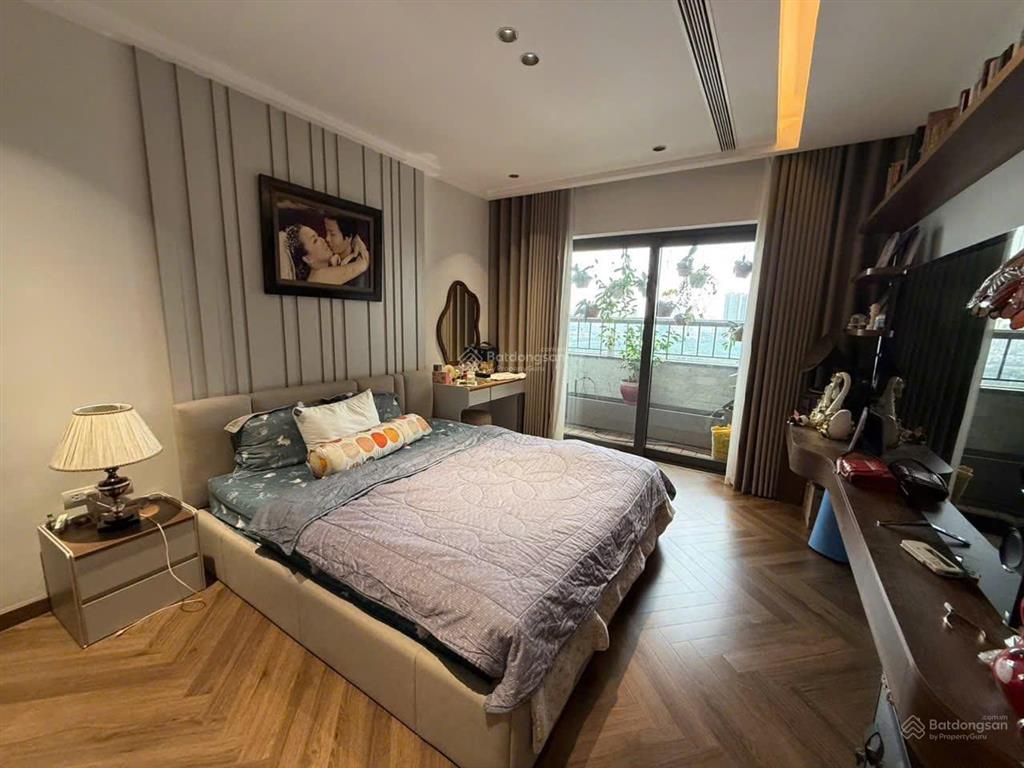 Bán căn hộ chung cư ct2vimeco nguyễn chánh, 183m2, 4 ngủ, 3wc, 2 ban công, full nội thất,