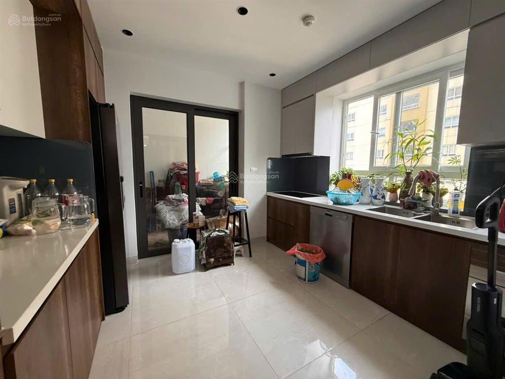 Bán căn hộ chung cư ct2vimeco nguyễn chánh, 183m2, 4 ngủ, 3wc, 2 ban công, full nội thất,