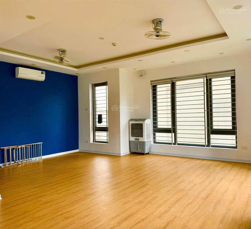 Bán biệt thự mặt phố nguyễn trãi gần ngã tư sở, 140m2, 6t, mt 25m, thang máy, ở + cho thuê đẹp!