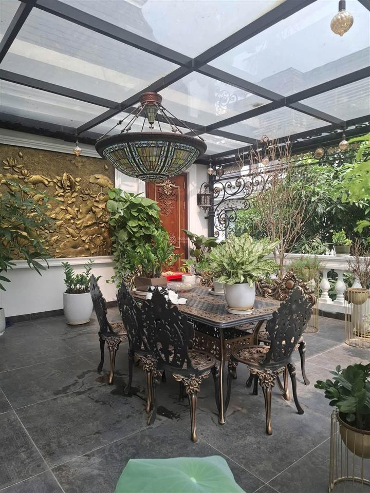 Bán biệt thự vip vinhomes gardenia, 280m2, mt 14m, nội thất tân cổ điển hoàng gia, sổ hồng lâu dài!