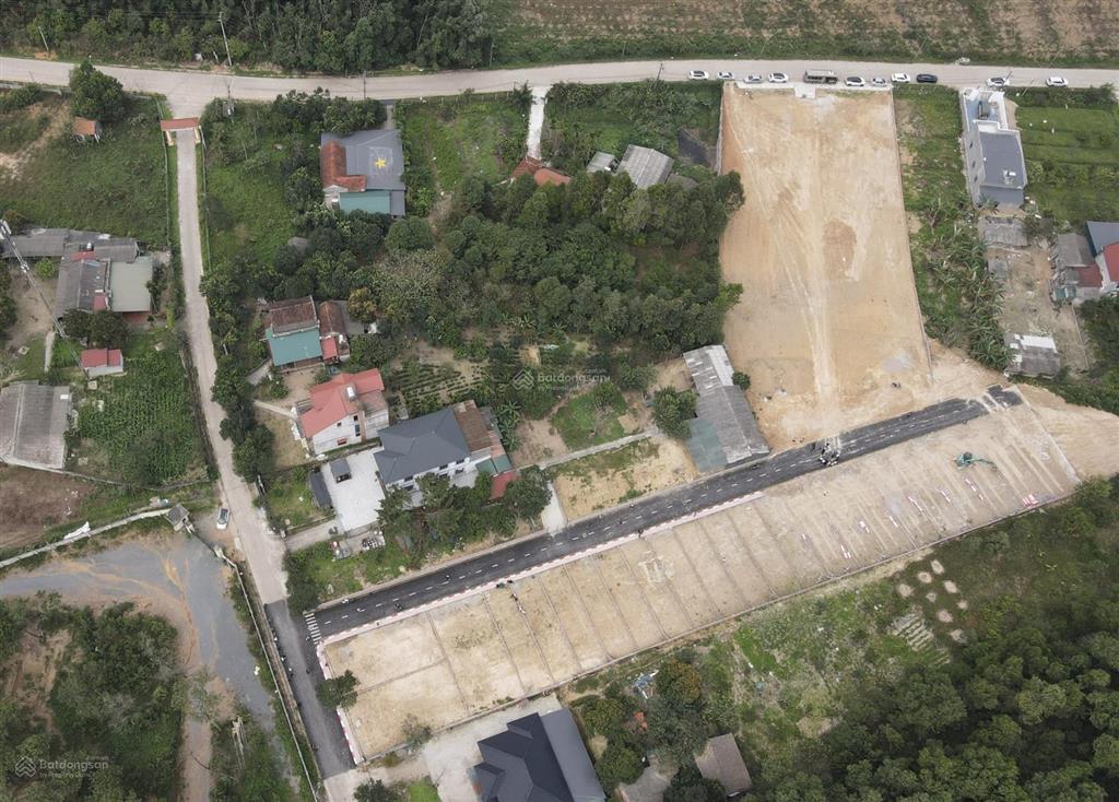 Chỉ nhỉnh 1 tỷ sở hữu ngay đất ba vì 100m2 vuông vắn