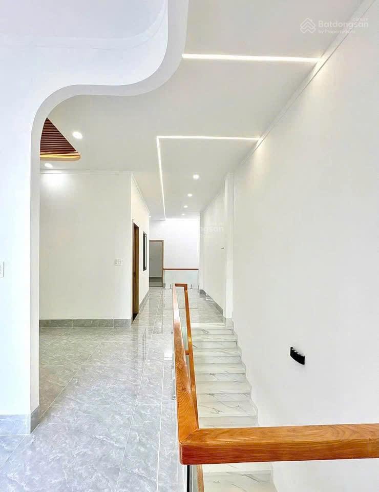 Bán nhà lầu phước tân ngay cổng 11  đã hoàn công chỉ 650tr sở hữu ngay