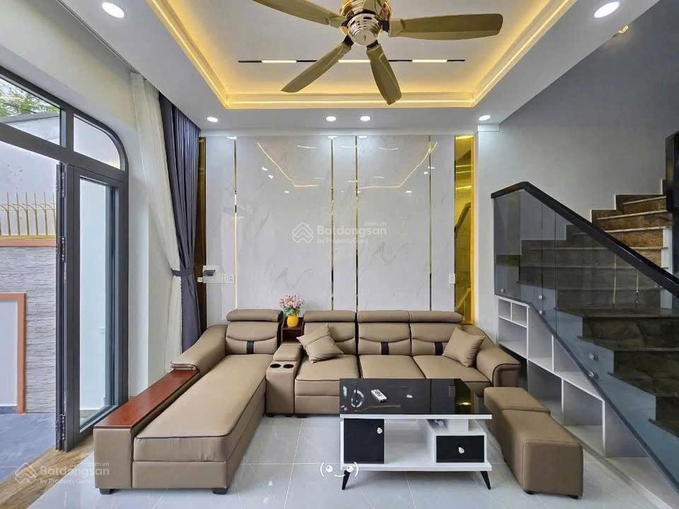 Bán căn nhà lầu gần đường đồng khởi  giá chỉ 1 tỷ 750 còn thương lượng