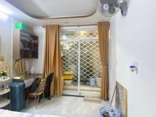 Nhà full nội thất3,65tỷ25m22lầu btctphạm văn chiêu gv