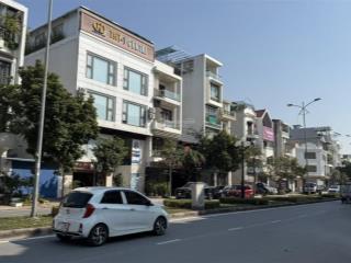 Bán nhà riêng tại 9899 đỗ mạnh đạo, giá tốt 28 tỷ, 340m2, 6pn, 6wc