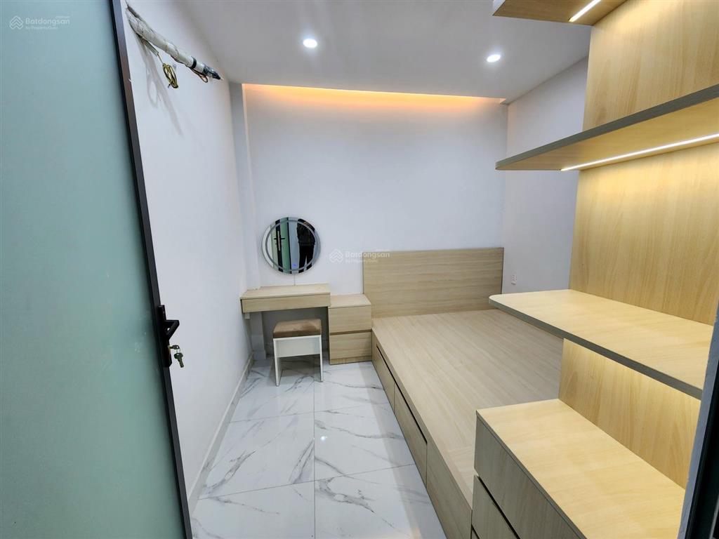 Nhà mới 2 tầng, full nội thất, vào ở ngay, hẻm xe hơi, gần ngay trường thpt dương văn thì