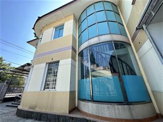 Cho thuê nhà 1 trệt, 1 lầu, mặt tiền đường kinh doanh