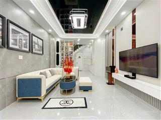 Bán nhà đẹp căn góc 2 tầng btct đường ông ích khiêm phường hòa bình