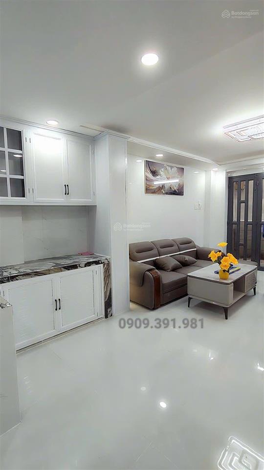 Bán nhà 2 tầng btct đường lạc long quân phường 3 quận 11