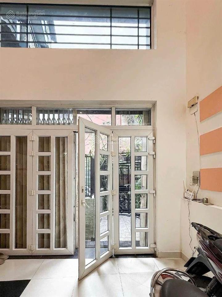 Bán nhà 5 tầng hẻm xe hơi đường cao thắng phường 12 quận 10