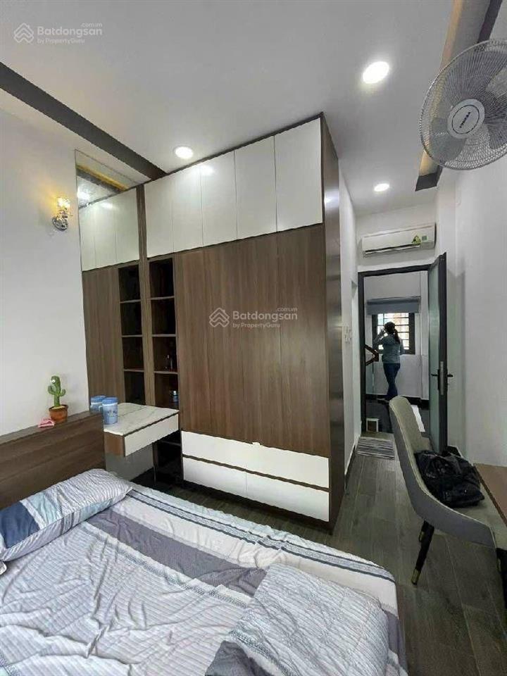 Bán nhà 4 tầng đầy đủ nội thất đường lê đại hành phường 7 quận 11