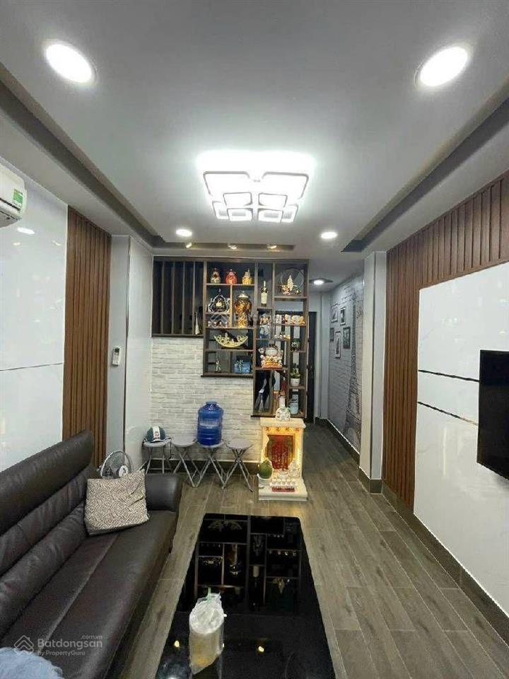 Bán nhà 4 tầng đầy đủ nội thất đường lê đại hành phường 7 quận 11