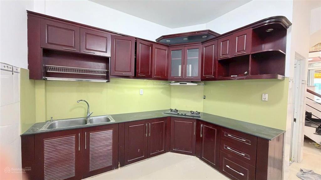 Bán nhà 3 tầng btct đường lạc long quân phường 5 quận 11