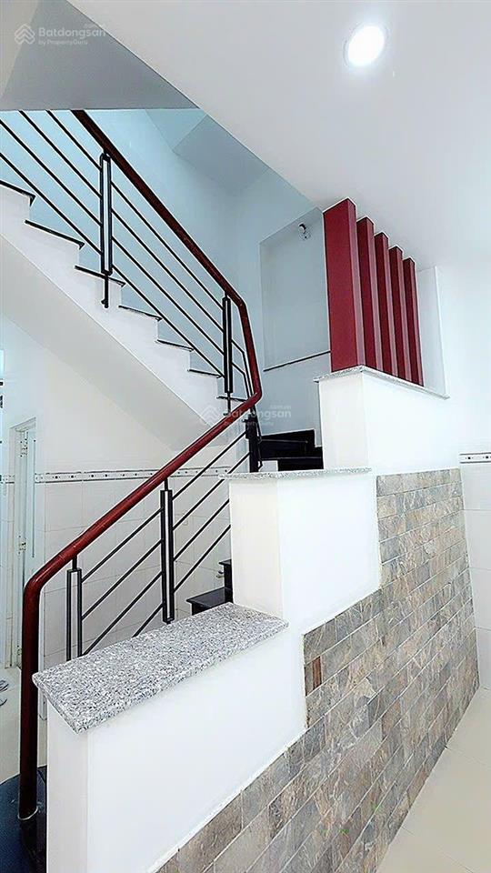 Bán nhà 3 tầng btct đường lạc long quân phường 5 quận 11