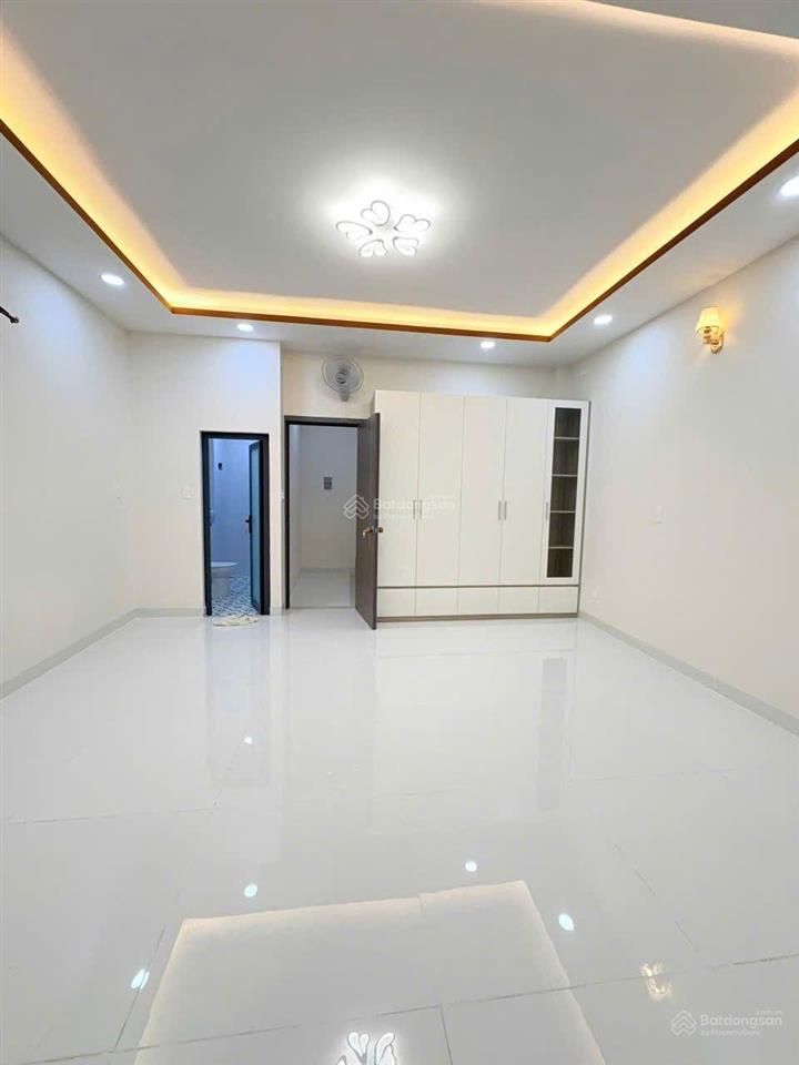 Bán nhà 4 tầng btct sát mặt tiền đường trần tấn phường tân sơn nhì
