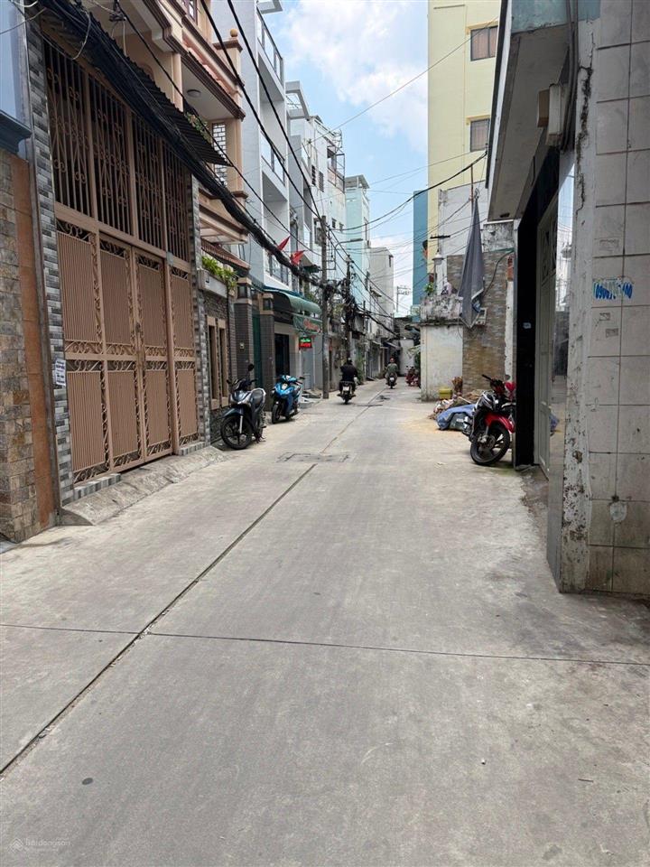 Bán nhà 4 tầng btct hẻm xe hơi đường bình thới phường 13 quận 11
