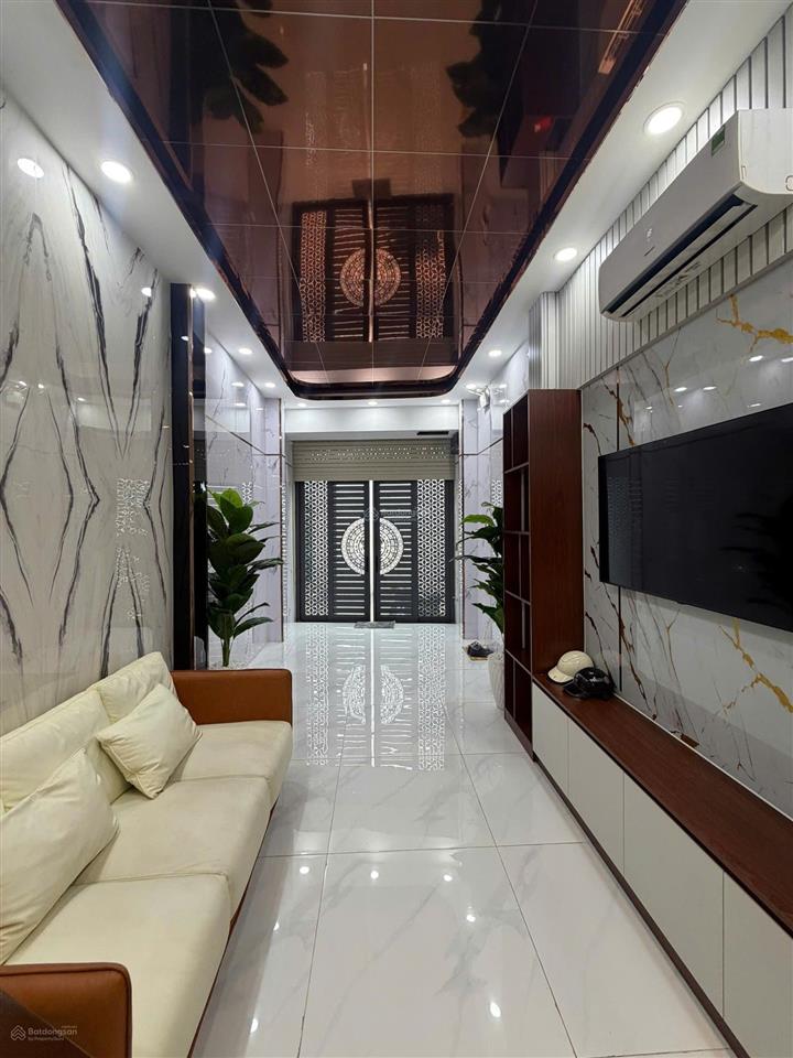 Bán nhà hẻm xe hơi đầy đủ nội thất đường mai xuân thưởng, phường 6, quận 6