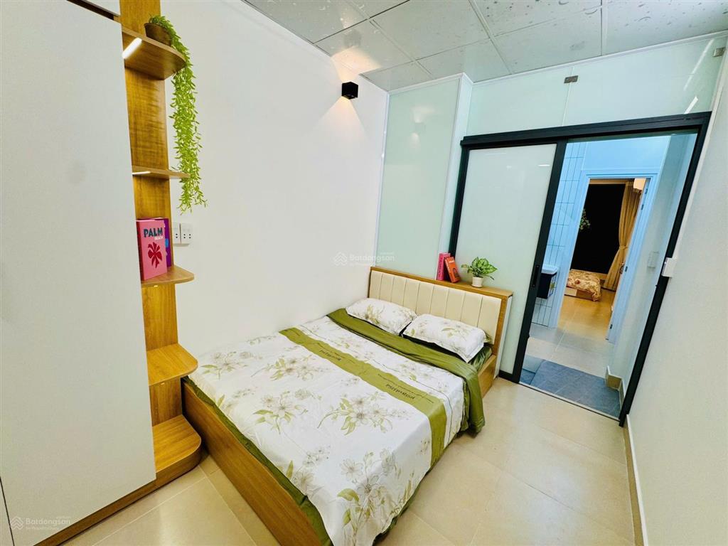Bán nhà 2 tầng hẻm xe hơi đường ba tháng hai phường 14 quận 10
