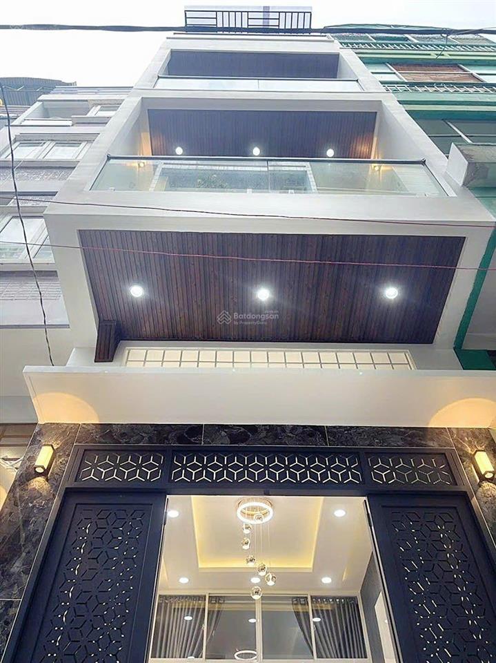Bán nhà 5 tầng sát mặt tiền đường nguyễn tiểu la phường 8 quận 10