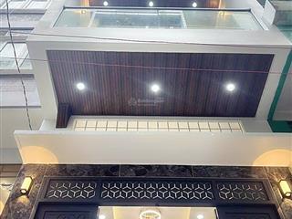 Bán nhà 5 tầng sát mặt tiền đường nguyễn tiểu la phường 8 quận 10