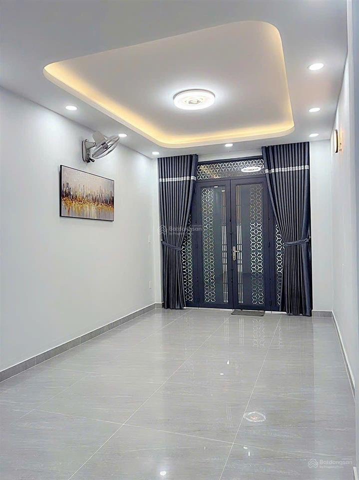Bán nhà 5 tầng sát mặt tiền đường nguyễn tiểu la phường 8 quận 10