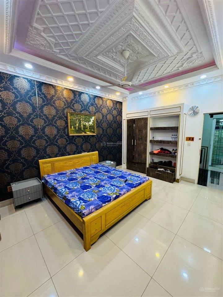 Bán nhà 5 tầng hẻm xe hơi sát mặt tiền đường trần bình trọng, phường 2, quận 5