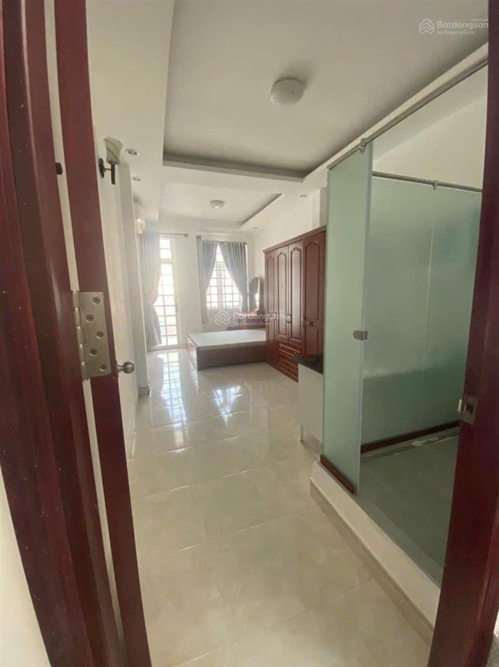 Bán nhà 4 tầng btct đường lê thị bạch cát, phường 11, quận 11