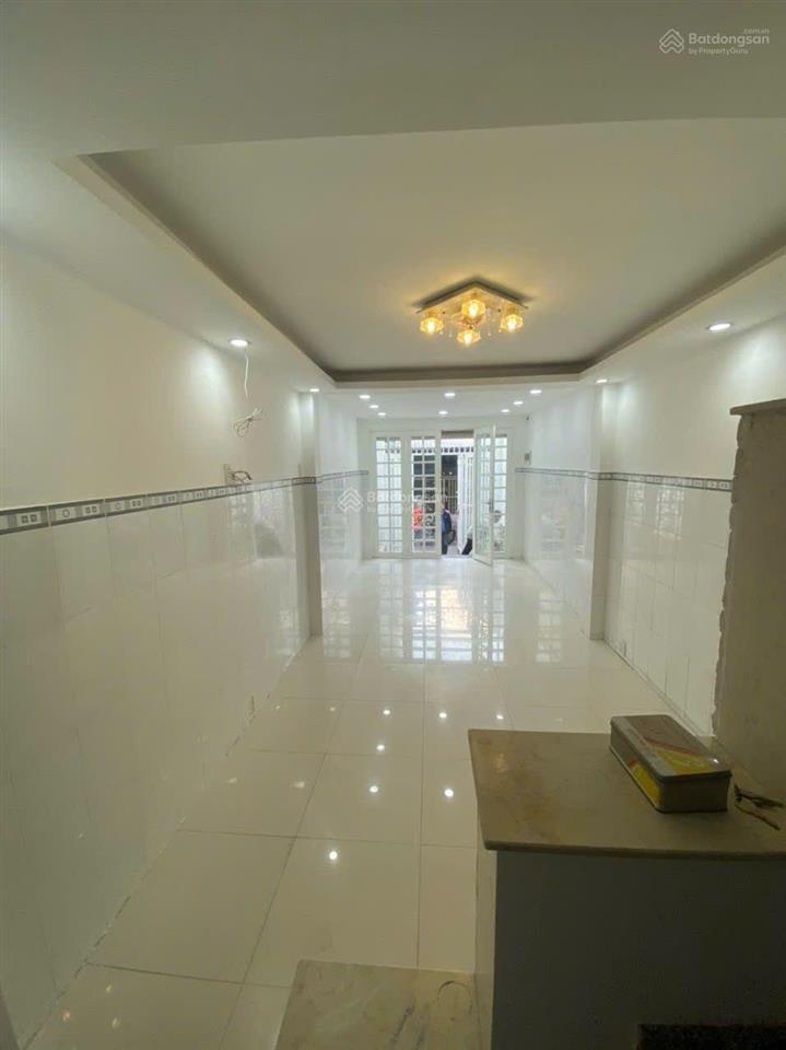 Bán nhà 4 tầng btct đường lê thị bạch cát, phường 11, quận 11