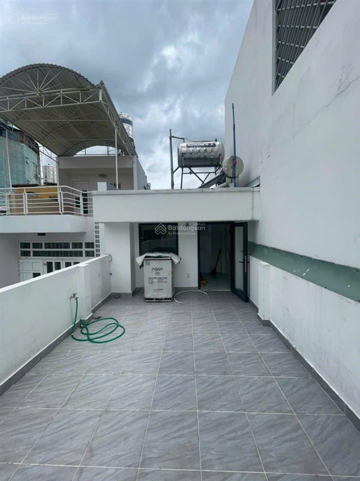 Bán nhà 4 tầng sát mặt tiền đường cao đạt phường 1 quận 5
