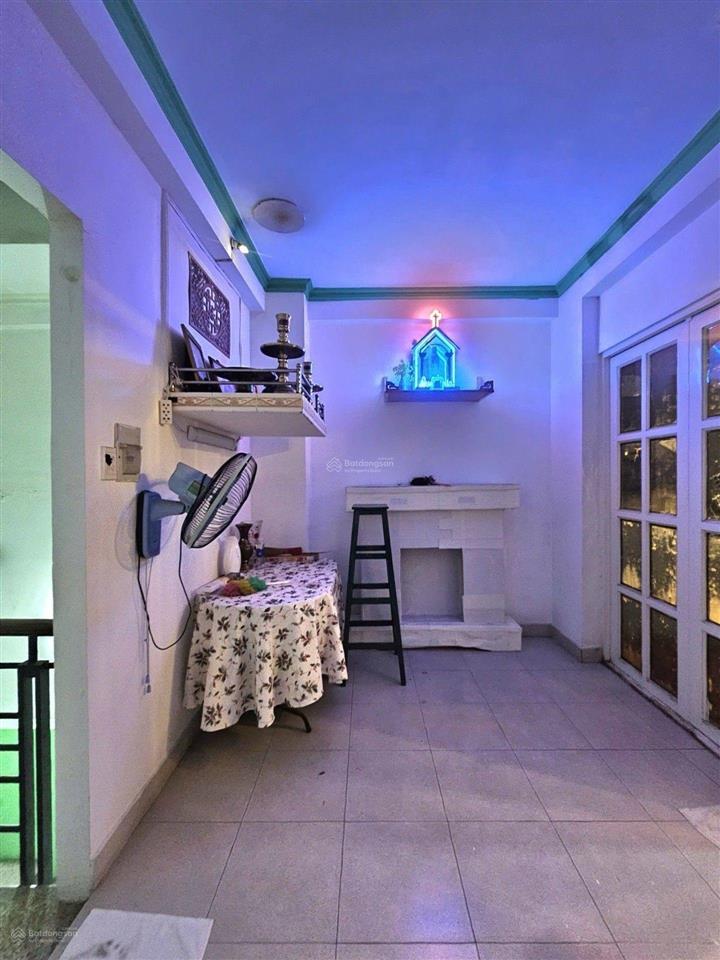 Bán nhà mặt tiền 4 tầng btct ngay khu vip tên lửa aeon bình tân