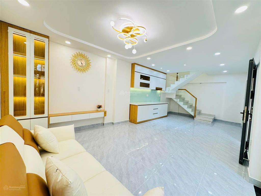 Bán nhà 2 tầng đầy đủ nội thất đường văn cao phường phú thạnh tân phú