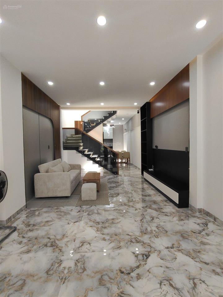 Bán nhà hẻm xe hơi 2 tầng đầy đủ nội thất đường nguyễn văn yến quận tân phú