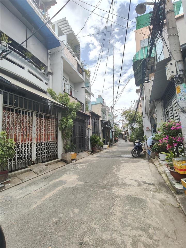 Bán nhà hẻm xe hơi 2 tầng đầy đủ nội thất đường nguyễn văn yến quận tân phú