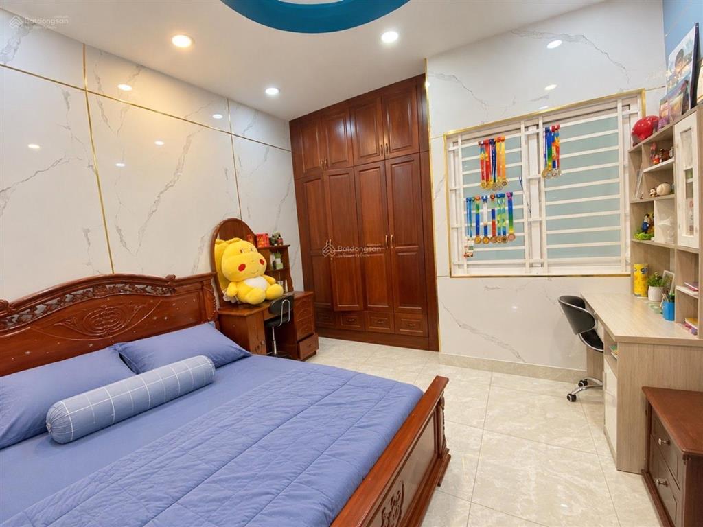 Bán nhà 4 tầng hẻm xe hơi đường lũy bán bích, phường tân thới hòa, quận tân phú