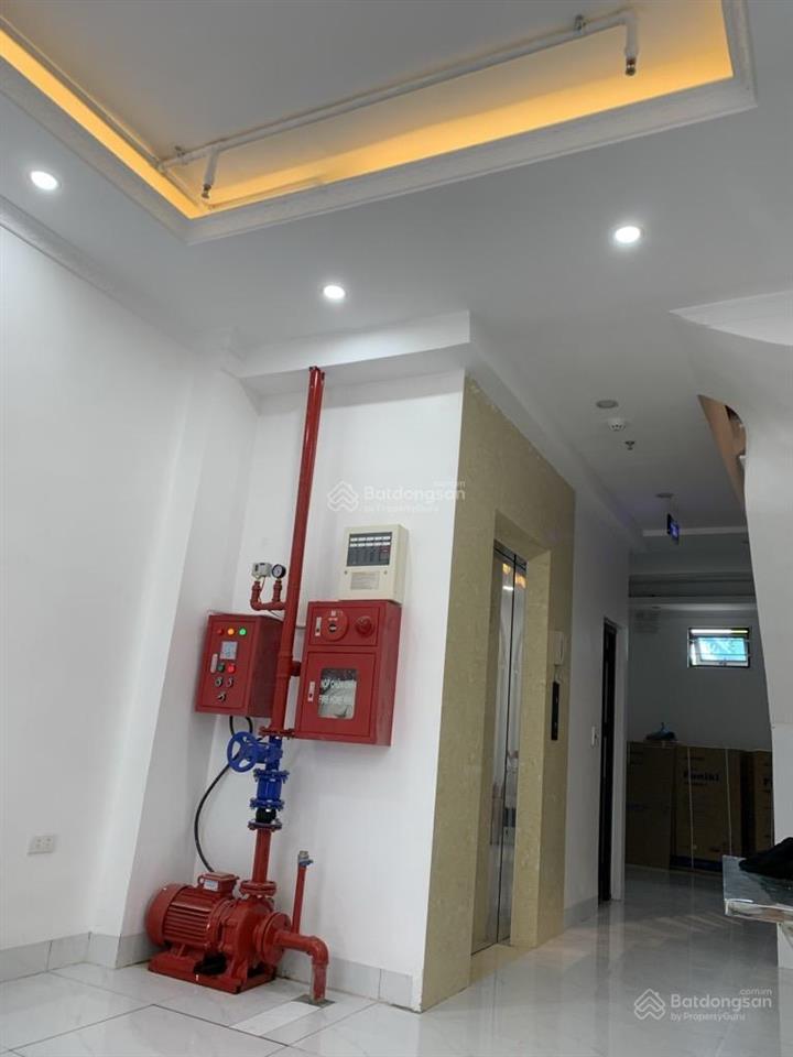 Bán ccmn phú diễn  dt 40m2  6 tầng thang máy  pccc đủ  dòng tiền~40/tháng