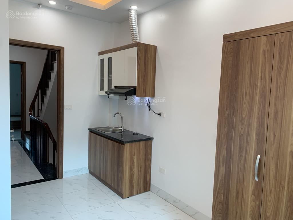 Bán ccmn phú diễn  dt 40m2  6 tầng thang máy  pccc đủ  dòng tiền~40/tháng